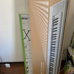 ピアノ・スタンド・イス