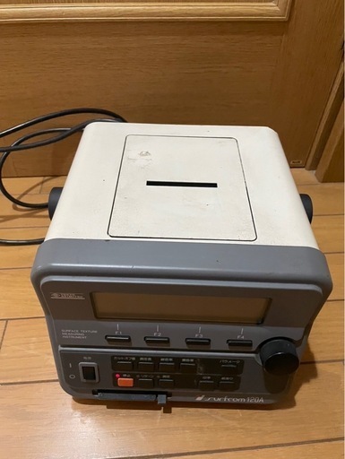 東京精密 Surfcom 120A と表面粗さ測定機 E-MC-S24A