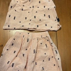セットアップ、ベビー、子ども服の画像