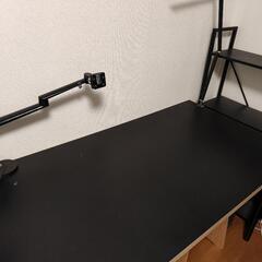 イケアテーブルと棚