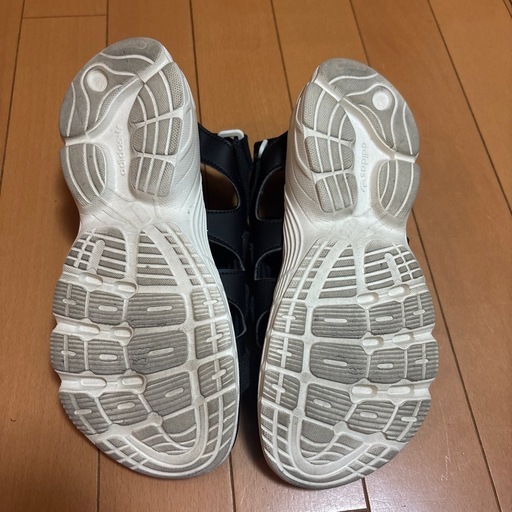 アディダス　スポーツサンダル　22.5cm(普段23cmの人でも履けます)　