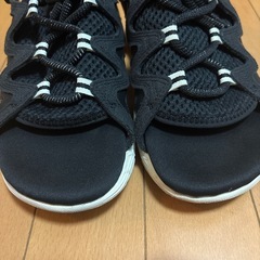 アディダス　スポーツサンダル　22.5cm(普段23cmの人でも履けます)　の画像