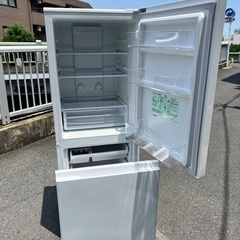 (420)￥30800(税込)AQUA ノンフロン冷凍冷蔵庫　2023年製　200Lの画像