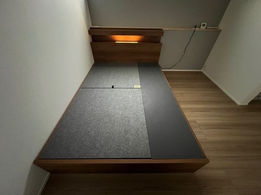 ダブルベッド 引き出し2個付