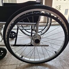 受付終了　車椅子　美品の画像