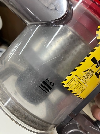 I 2507-232 dyson SV10Kコードレスクリーナー 年式不明 付属品有り バラ売り不可 バッテリー使用量不明 動作確認済