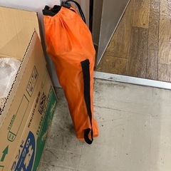 H2507-231 Upland 折りたたみイス オレンジ 中古の画像