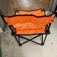 H2507-231 Upland 折りたたみイス オレンジ 中古の画像