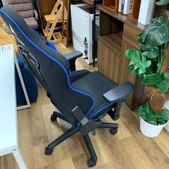 ゲーミングチェアの画像