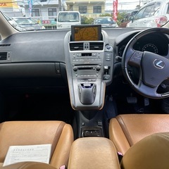 レクサスHSローン通します！車検満タンの画像
