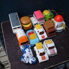 マクドナルド　車おもちゃなど、