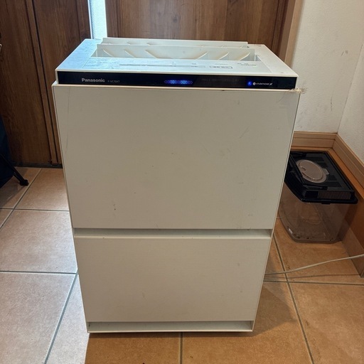 Panasonic F-VC70XT 加湿機能付　空気清浄機