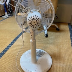 YAMAZEN 2022年製　　扇風機の画像