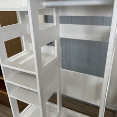 キャスター付きラックの画像