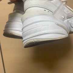 Nike テクノ厚底スニーカー23.0の画像