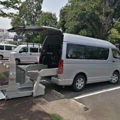 200系ウェルキャブ ハイエース　福祉車両