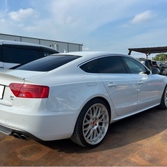 アウディS5格安　155万　7万キロの画像