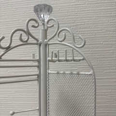 【ニトリ】アクセサリースタンドの画像