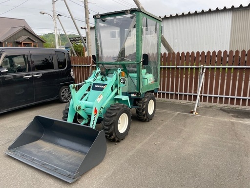 ヤンマー　タイヤショベル