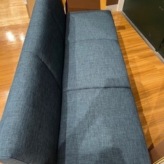 【トレファク神戸南店】コスパクリエーションの北欧木肘ソファ です‼︎【取りに来られる方限定】の画像