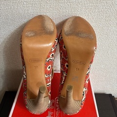 COACH オープントゥヒール アンクルストラップ 花柄　の画像