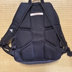 【20%オフにしました】adidas aeroready リュックの画像
