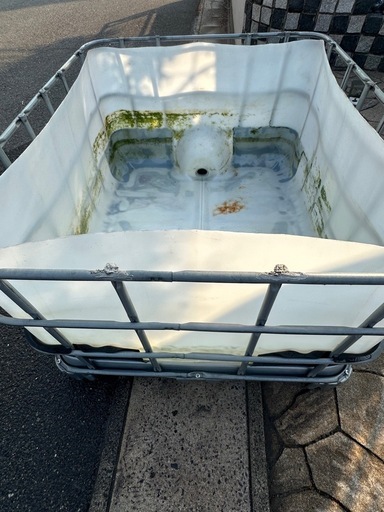 【値下げ】金魚や魚、アクエリウムやカメなどの飼育にも最適！コンテナ水槽