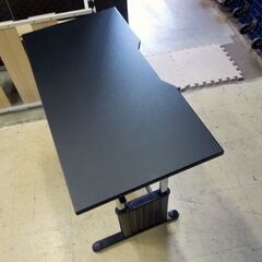 パソコンデスク キーボード棚付き ブラック 幅90cm PCデスク 高さ調整可能 机 札幌市東区 新道東店の画像