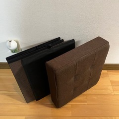 折りたたみスツールの画像