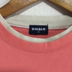 UNIQLOレディースTシャツの画像