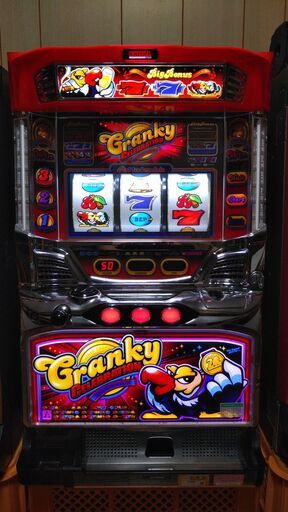 メイドインアビス交渉中　パチスロ スロット 実機 売ります。最終値下げ　15000円～30000円 メイドインアビス クランキーセレブレーション ミリオンゴッド～神々の凱旋～ 全台不要機付き ドアキー設定キー付き