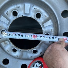195/80r15 スタッドレスタイヤ15x6jホイール4セットの画像