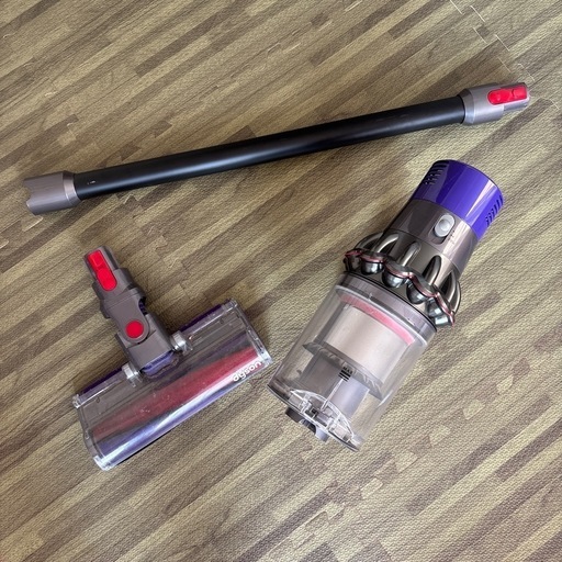 ダイソン掃除機SV12(訳あり)＋充電器 (saa❤︎⑅*) 指扇の生活