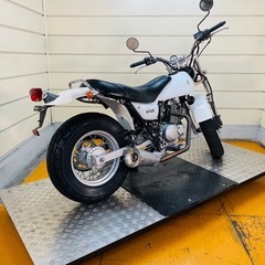 19234km ★始動動画あり★ バンバン200　NH41A スズキ　中型の画像
