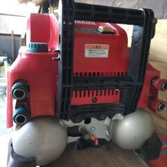 画像はマキタ　8Lエアコンプレッサ AC460Xの画像