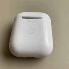AirPods 第2世代　本体+充電カバー　Apple純正の画像