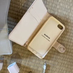 iPhone 第二世代　ケース　充電器　カバー
の画像