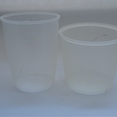 計量カップの画像