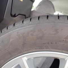 スタッドレスタイヤ VRX3  215/60R 17の画像