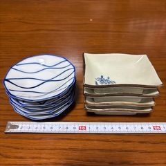 【中古】豆皿5枚・醤油皿4枚の画像