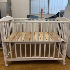 【値下げしました】【発送元払い】ベビーベット　KATOJI カトージ ベビーベッド 折りたたみ ベッド ミニ ホワイト KATOJI