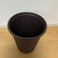 【✨美品✨】濃いめブラウンのゴミ箱の画像