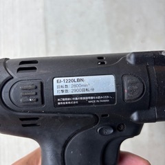 電動インパクトドライバーの画像