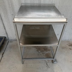 無料 キッチンラック ローラー付き