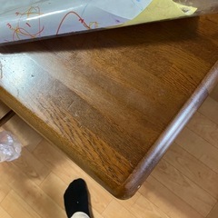 ダイニングテーブルの画像