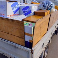 未経験者歓迎☆スキマ・単発OK☆リユース品回収／遺品整理の補助スタッフに登録しませんかの画像