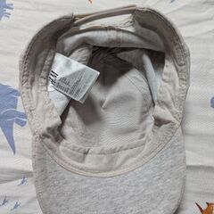 H&M 子ども帽子の画像