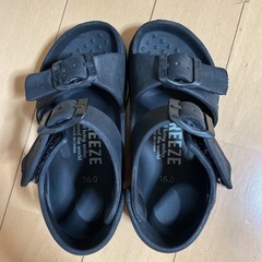 breeze キッズサンダル 16cm黒 マジックテープ ストラップ有りの画像