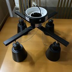 🔥🔥送料無料・設置無料有り🔥🔥ニトリ NITORI 4灯シーリン...