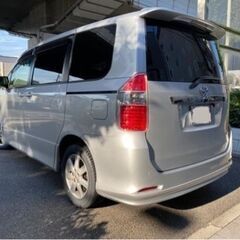 ノア/両側パワースライド/スマートキー/ZRR70の画像